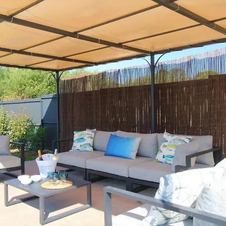 Gridelaide 24 - A Dans Le Golfe De St Tropez - Avec Piscine Privative A Proximite De La Villa